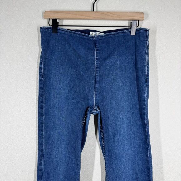 Free People Penny Pull On Flare Jeans Stretch Boho Festival Bell Bottoms Size 31 - Picture 2 of 7